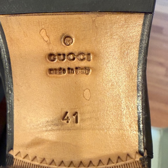 Stylish Gucci Black Knee-High Boots with Gold Studs. - Picture 3 of 3